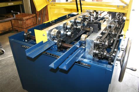 hemming machine sheet metal|hemming die.